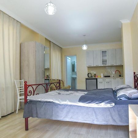 Hotel Maspindzelo Kutaiszi Kültér fotó