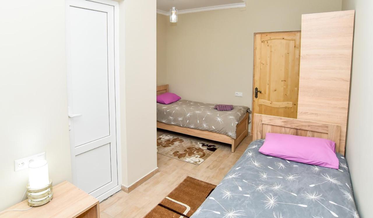 Hotel Maspindzelo Kutaiszi Kültér fotó