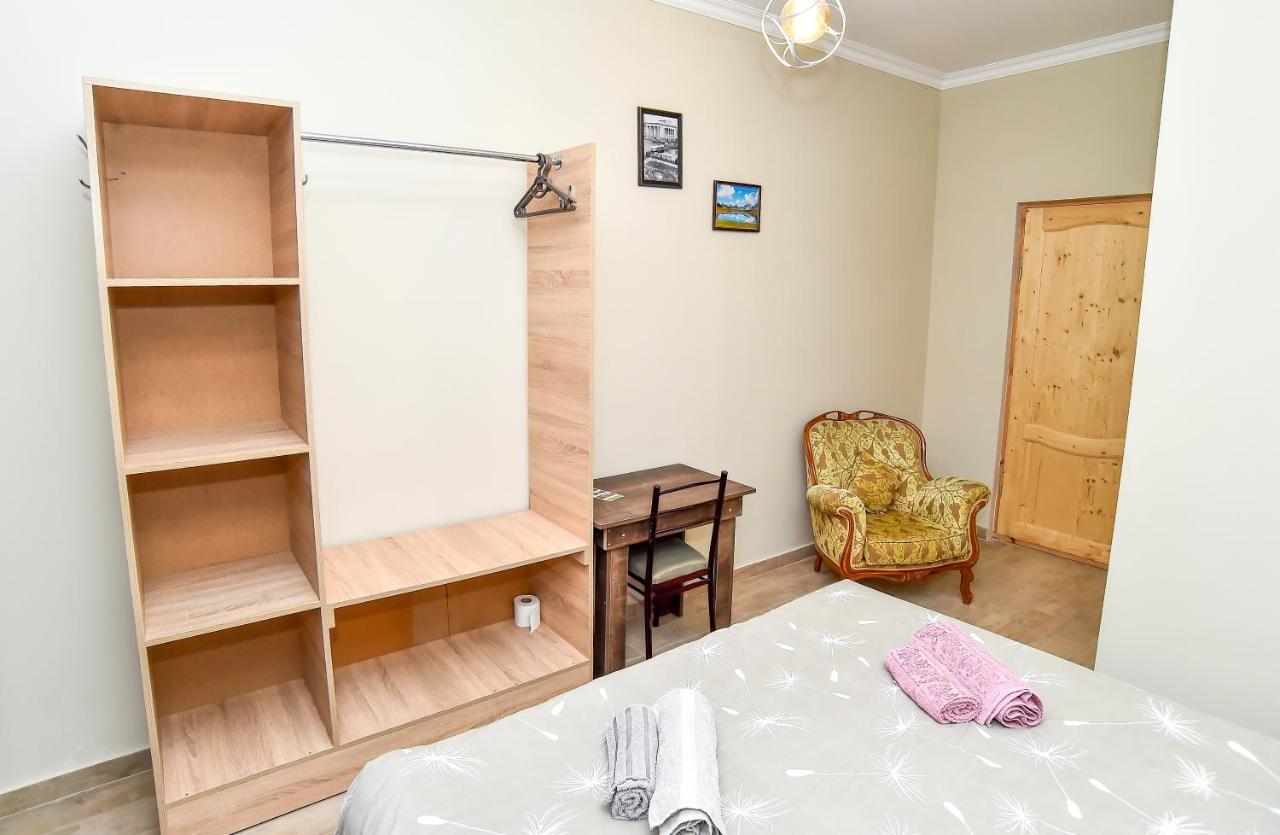Hotel Maspindzelo Kutaiszi Kültér fotó