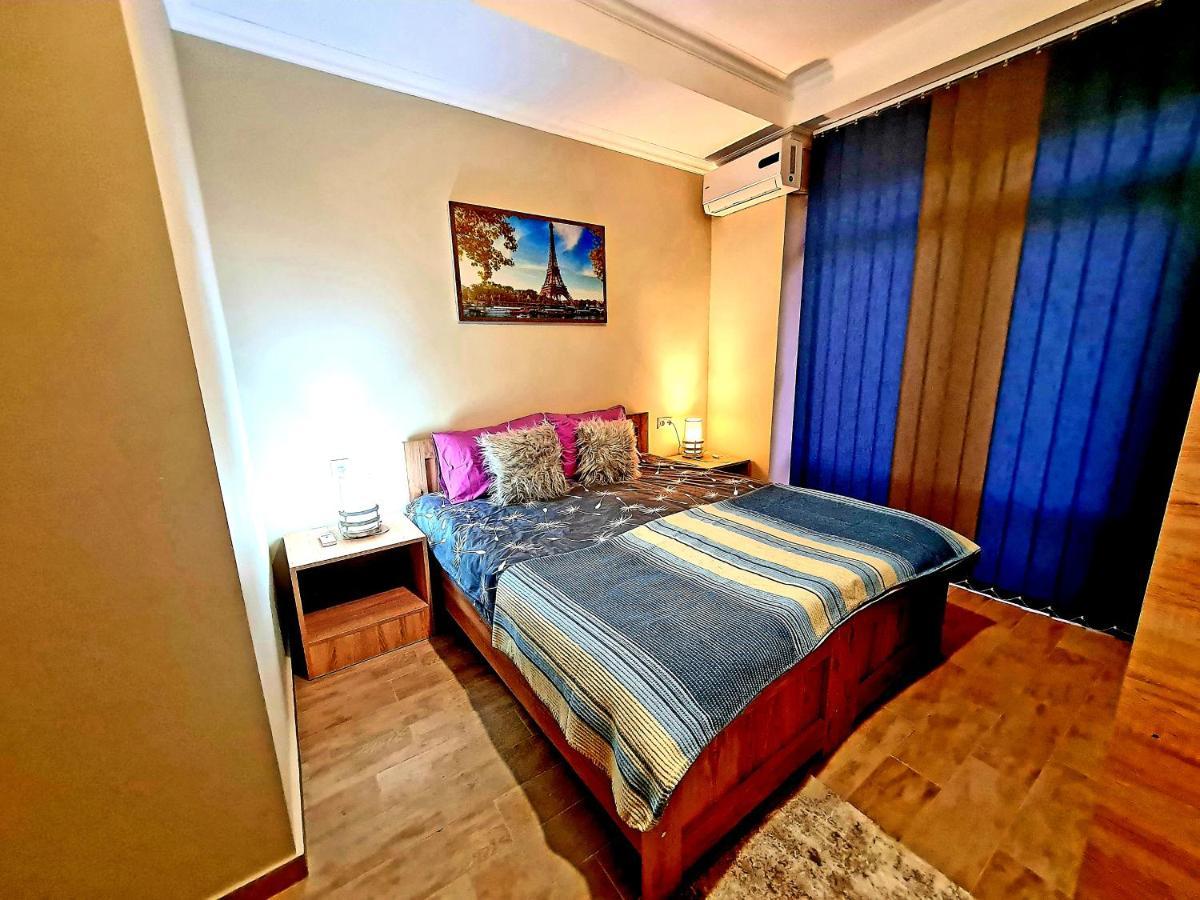 Hotel Maspindzelo Kutaiszi Kültér fotó
