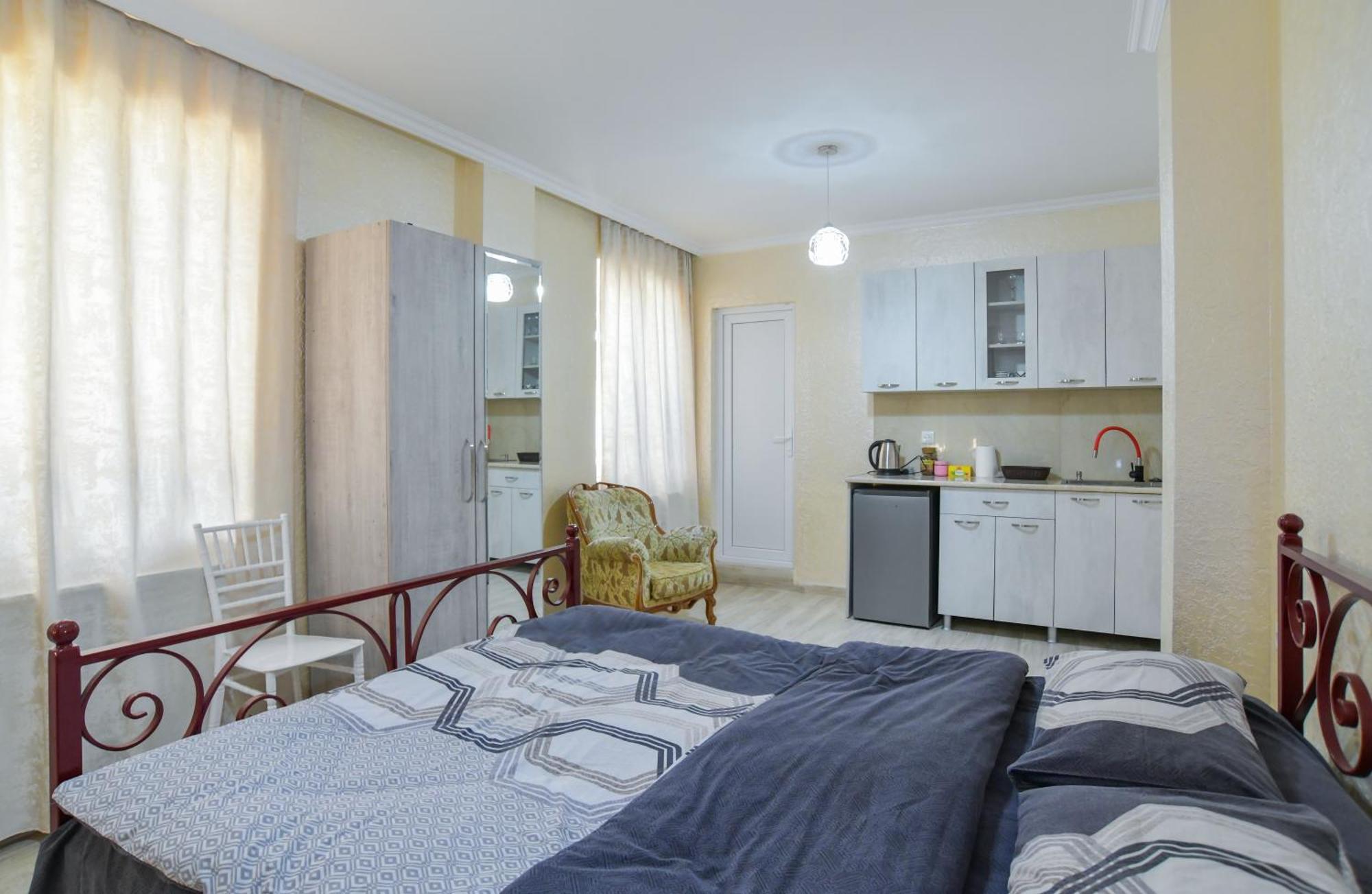Hotel Maspindzelo Kutaiszi Kültér fotó