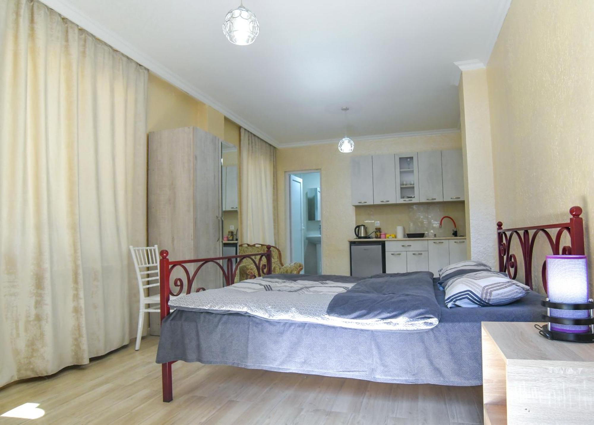Hotel Maspindzelo Kutaiszi Kültér fotó