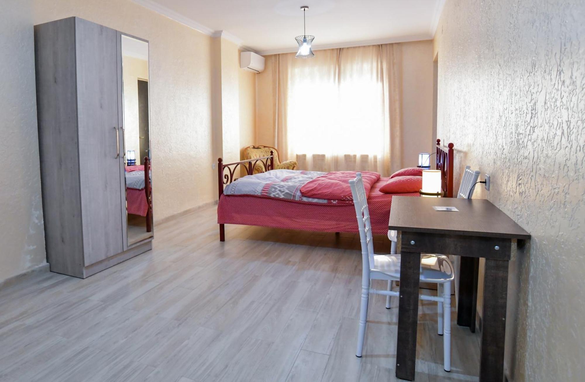 Hotel Maspindzelo Kutaiszi Kültér fotó